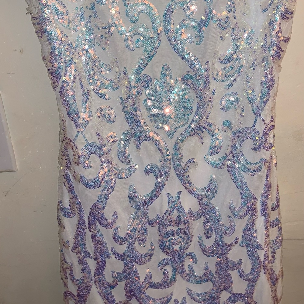 Selling because it shaped my body too well and boosted my ego